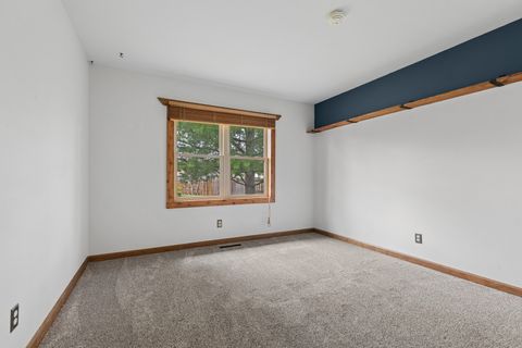 Tiny photo for 938 Canterbury Drive, Crystal Lake, IL 60014 (MLS # 12619612)