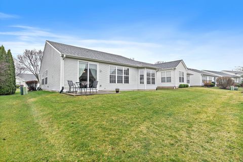 Tiny photo for 13422 Dearborn Trail, Huntley, IL 60142 (MLS # 12604910)