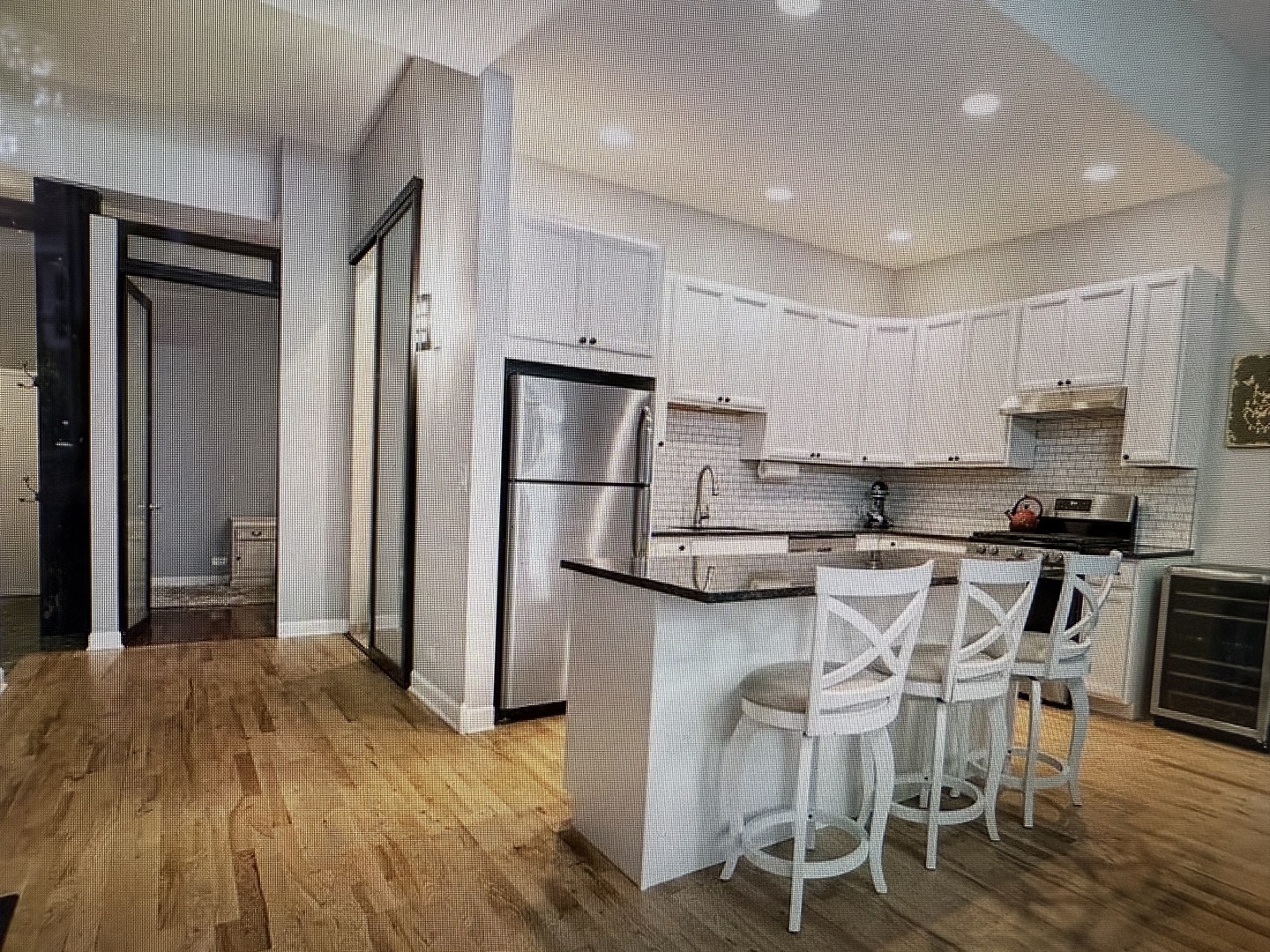 1760 W Wrightwood Avenue 103