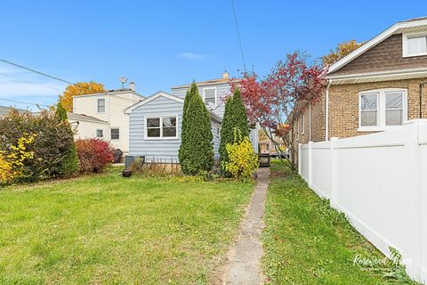 Tiny photo for 4136 Home Avenue, Stickney, IL 60402 (MLS # 12514836)