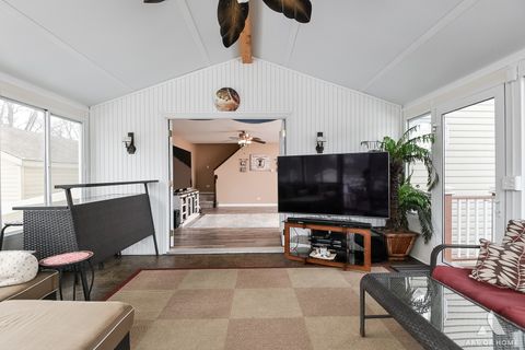 Tiny photo for 15705 Laramie Avenue, Oak Forest, IL 60452 (MLS # 12557226)