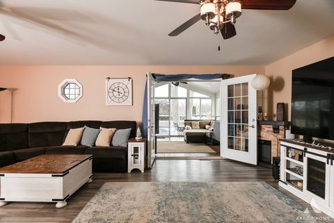 Tiny photo for 15705 Laramie Avenue, Oak Forest, IL 60452 (MLS # 12557226)