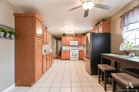 Tiny photo for 15705 Laramie Avenue, Oak Forest, IL 60452 (MLS # 12557226)