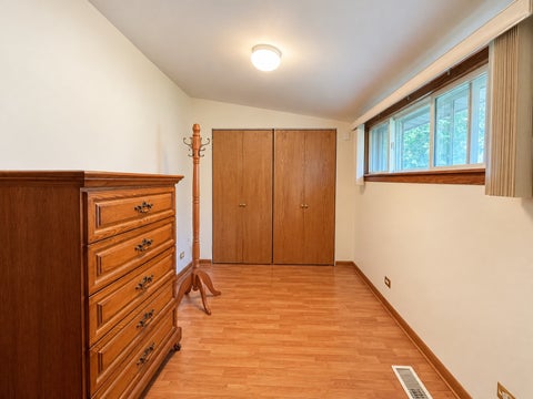 Tiny photo for 2086 Nimitz Drive, Des Plaines, IL 60018 (MLS # 12769564)