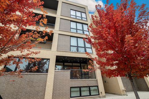 Photo of 2404 W Moffat Street #1, Chicago, IL 60647 (MLS # 12546665)