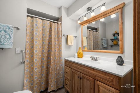 Tiny photo for 742 N Glenwood Place, Aurora, IL 60506 (MLS # 12531337)