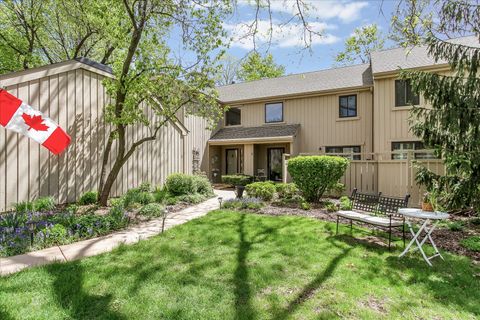 Photo of 79 Hunt Trail, Lake Barrington, IL 60010 (MLS # 12632446)