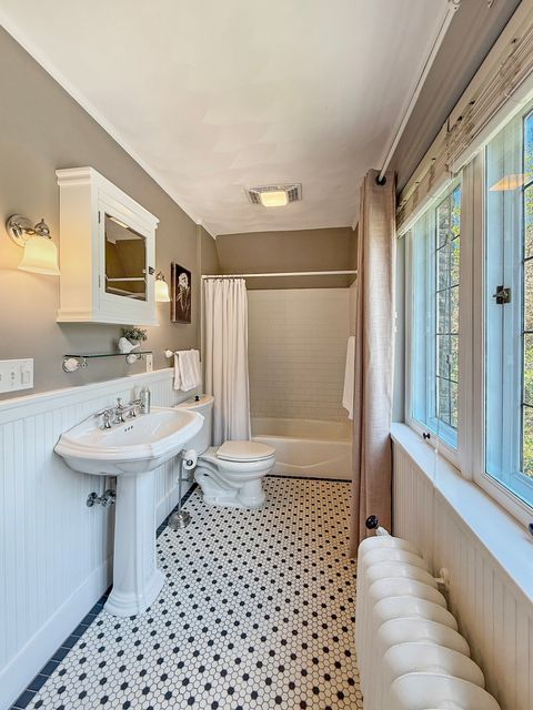 Tiny photo for 2407 W Galena Avenue, Freeport, IL 61032 (MLS # 12393421)