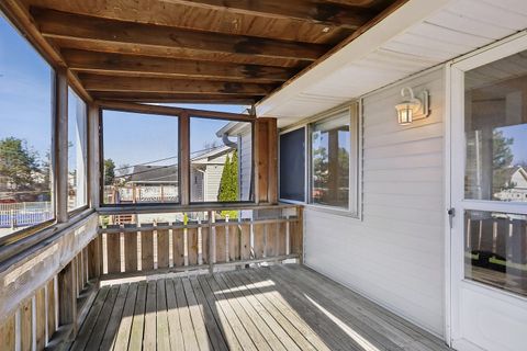 Tiny photo for 700 Hayward Avenue, Streamwood, IL 60107 (MLS # 12530352)