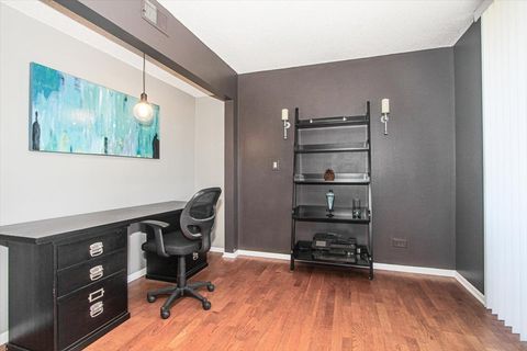 Tiny photo for 511 Aurora Avenue #416, Naperville, IL 60540 (MLS # 12335123)