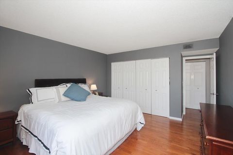 Tiny photo for 511 Aurora Avenue #416, Naperville, IL 60540 (MLS # 12335123)