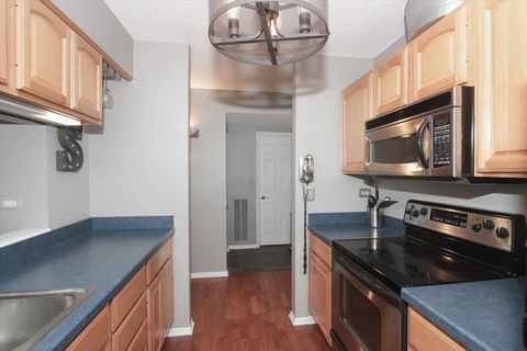 Tiny photo for 511 Aurora Avenue #416, Naperville, IL 60540 (MLS # 12335123)