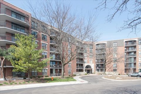 Photo of 511 Aurora Avenue #416, Naperville, IL 60540 (MLS # 12335123)