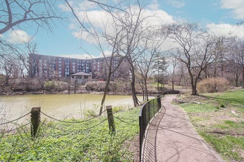 Tiny photo for 511 Aurora Avenue #416, Naperville, IL 60540 (MLS # 12335123)