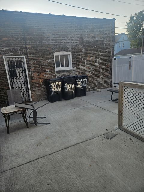 Tiny photo for 8600 S MUSKEGON Avenue, Chicago, IL 60617 (MLS # 12438717)