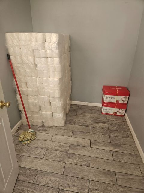 Tiny photo for 8600 S MUSKEGON Avenue, Chicago, IL 60617 (MLS # 12438717)