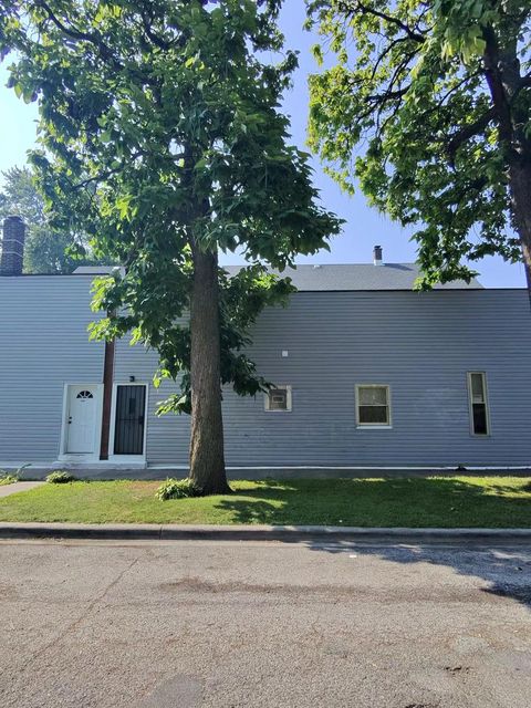 Tiny photo for 8600 S MUSKEGON Avenue, Chicago, IL 60617 (MLS # 12438717)