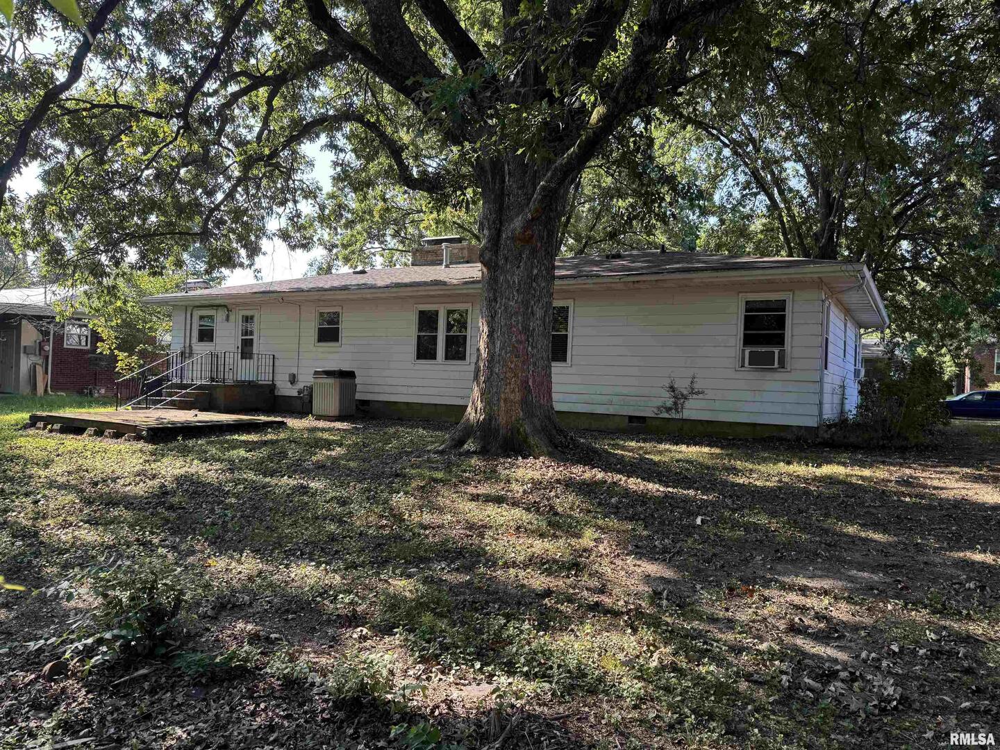 8 NORTHBROOK Drive