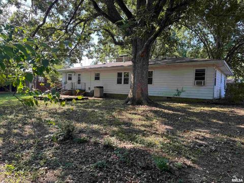 Tiny photo for 8 NORTHBROOK Drive, Mt Vernon, IL 62864 (MLS # EB459352)