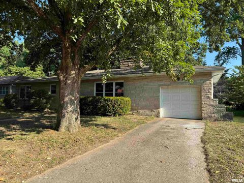 Tiny photo for 8 NORTHBROOK Drive, Mt Vernon, IL 62864 (MLS # EB459352)