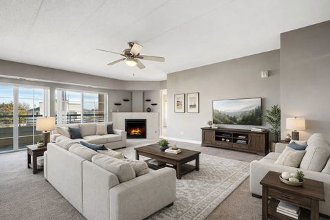 Tiny photo for 17212 Oak Park Avenue #2SE, Tinley Park, IL 60477 (MLS # 12547518)