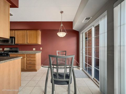 Tiny photo for 17212 Oak Park Avenue #2SE, Tinley Park, IL 60477 (MLS # 12547518)