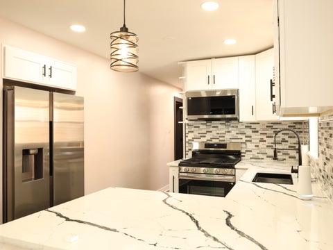 Tiny photo for 2115 W 68th Place, Chicago, IL 60636 (MLS # 12739813)