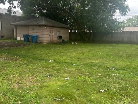 Tiny photo for 2302 4th Street, Peru, IL 61354 (MLS # 12425273)