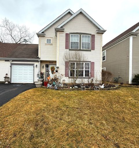 Photo of 2020 Comanche Trail, Round Lake Beach, IL 60073 (MLS # 12587189)