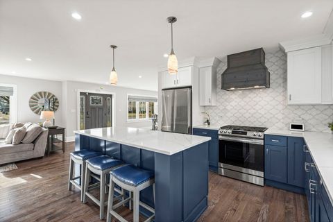 Tiny photo for 7046 Beckwith Road, Morton Grove, IL 60053 (MLS # 12545445)