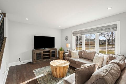 Tiny photo for 7046 Beckwith Road, Morton Grove, IL 60053 (MLS # 12545445)