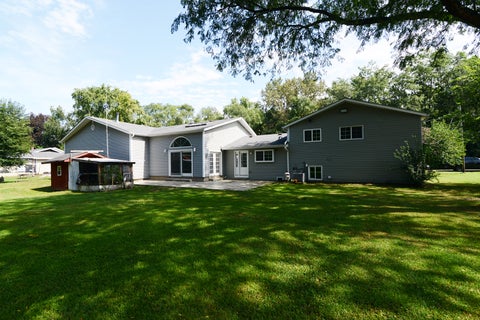 Tiny photo for 5N712 Garden Avenue, Roselle, IL 60172 (MLS # 12761114)