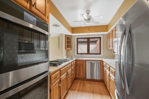 Tiny photo for 1104 S ALDINE Avenue, Park Ridge, IL 60068 (MLS # 12618512)