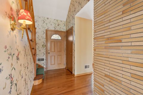 Tiny photo for 1104 S ALDINE Avenue, Park Ridge, IL 60068 (MLS # 12618512)