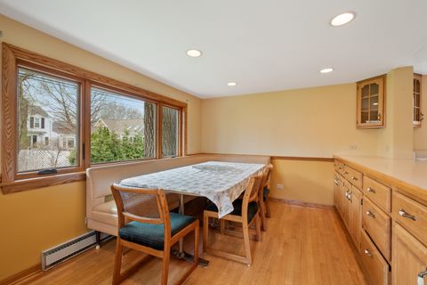 Tiny photo for 1104 S ALDINE Avenue, Park Ridge, IL 60068 (MLS # 12618512)