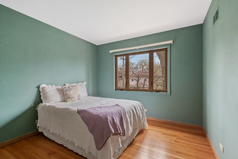 Tiny photo for 1104 S ALDINE Avenue, Park Ridge, IL 60068 (MLS # 12618512)