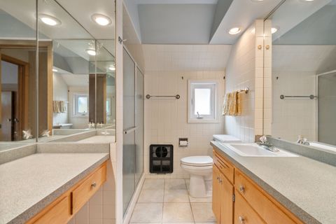 Tiny photo for 1104 S ALDINE Avenue, Park Ridge, IL 60068 (MLS # 12618512)