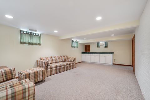 Tiny photo for 1104 S ALDINE Avenue, Park Ridge, IL 60068 (MLS # 12618512)