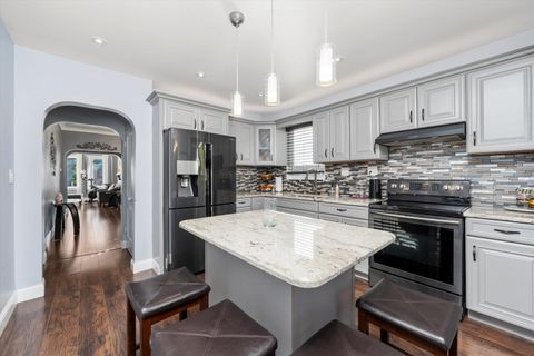 Tiny photo for 3508 Gunderson Avenue, Berwyn, IL 60402 (MLS # 12530468)