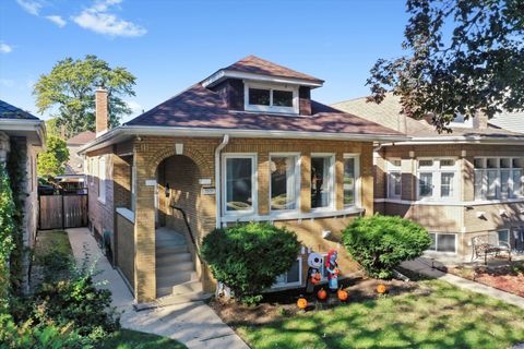 Tiny photo for 3508 Gunderson Avenue, Berwyn, IL 60402 (MLS # 12530468)
