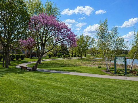 Tiny photo for 1 Bloomingdale Place #100, Bloomingdale, IL 60108 (MLS # 12625957)