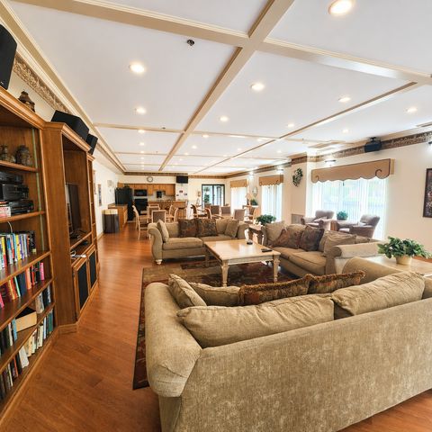 Tiny photo for 1 Bloomingdale Place #100, Bloomingdale, IL 60108 (MLS # 12625957)
