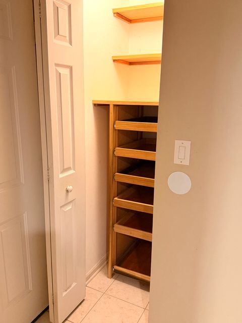 Tiny photo for 1 Bloomingdale Place #100, Bloomingdale, IL 60108 (MLS # 12625957)