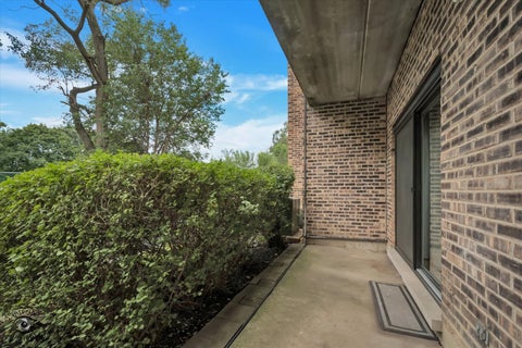 Tiny photo for 1400 N Elmhurst Road #119, Mount Prospect, IL 60056 (MLS # 12794943)