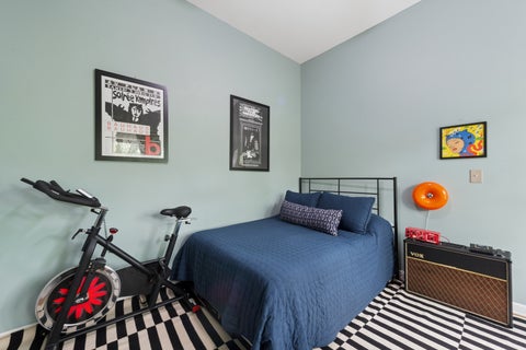 Tiny photo for 2607 N Hamlin Avenue #3, Chicago, IL 60647 (MLS # 12761070)