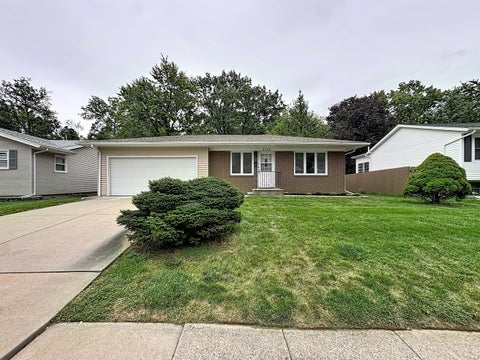 Photo of 2438 3rd Street, Moline, IL 61265 (MLS # 12762836)