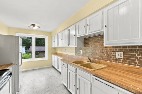 Tiny photo for 5501 Lincoln Avenue #206, Morton Grove, IL 60053 (MLS # 12787901)