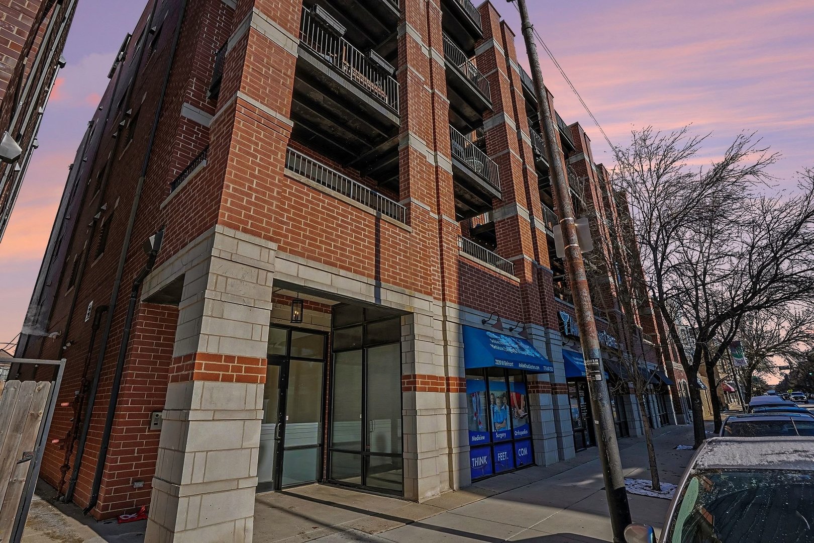 2222 W Belmont Avenue 401