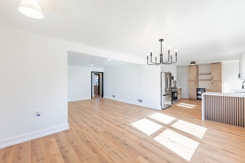 Tiny photo for 2N579 Bloomingdale Road, Glendale Heights, IL 60139 (MLS # 12507172)