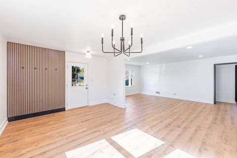 Tiny photo for 2N579 Bloomingdale Road, Glendale Heights, IL 60139 (MLS # 12507172)